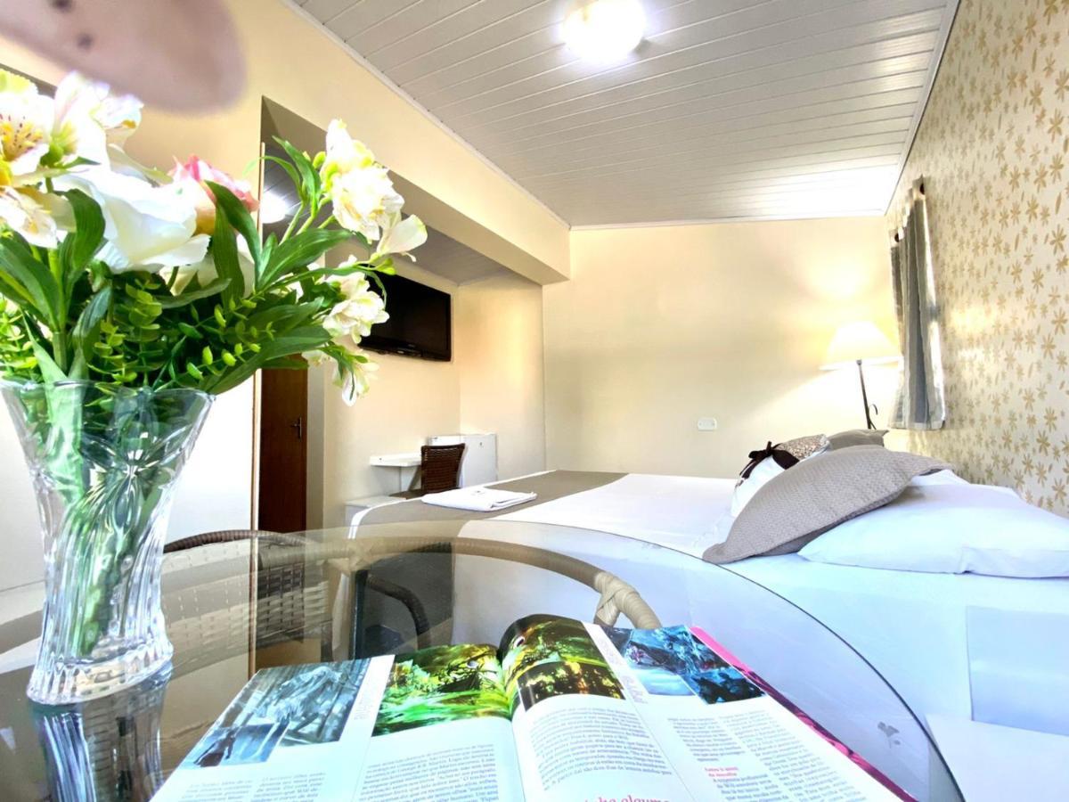 Queiroz Palace Hotel Siqueira Campos Zewnętrze zdjęcie